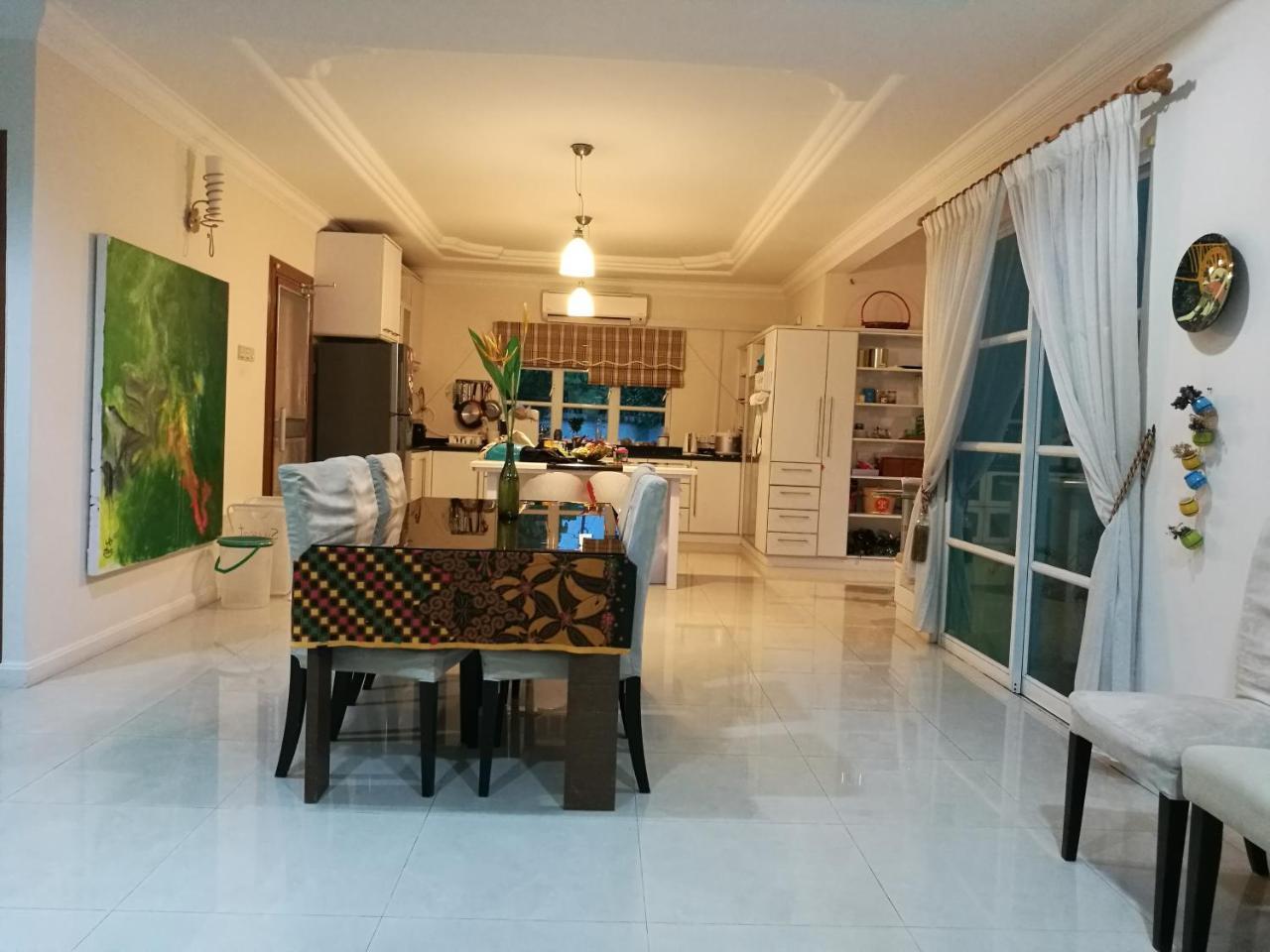 Guesthouse Dragon Place 太平 外观 照片