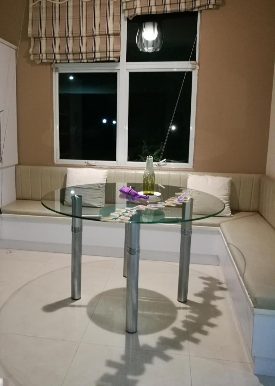 Guesthouse Dragon Place 太平 外观 照片