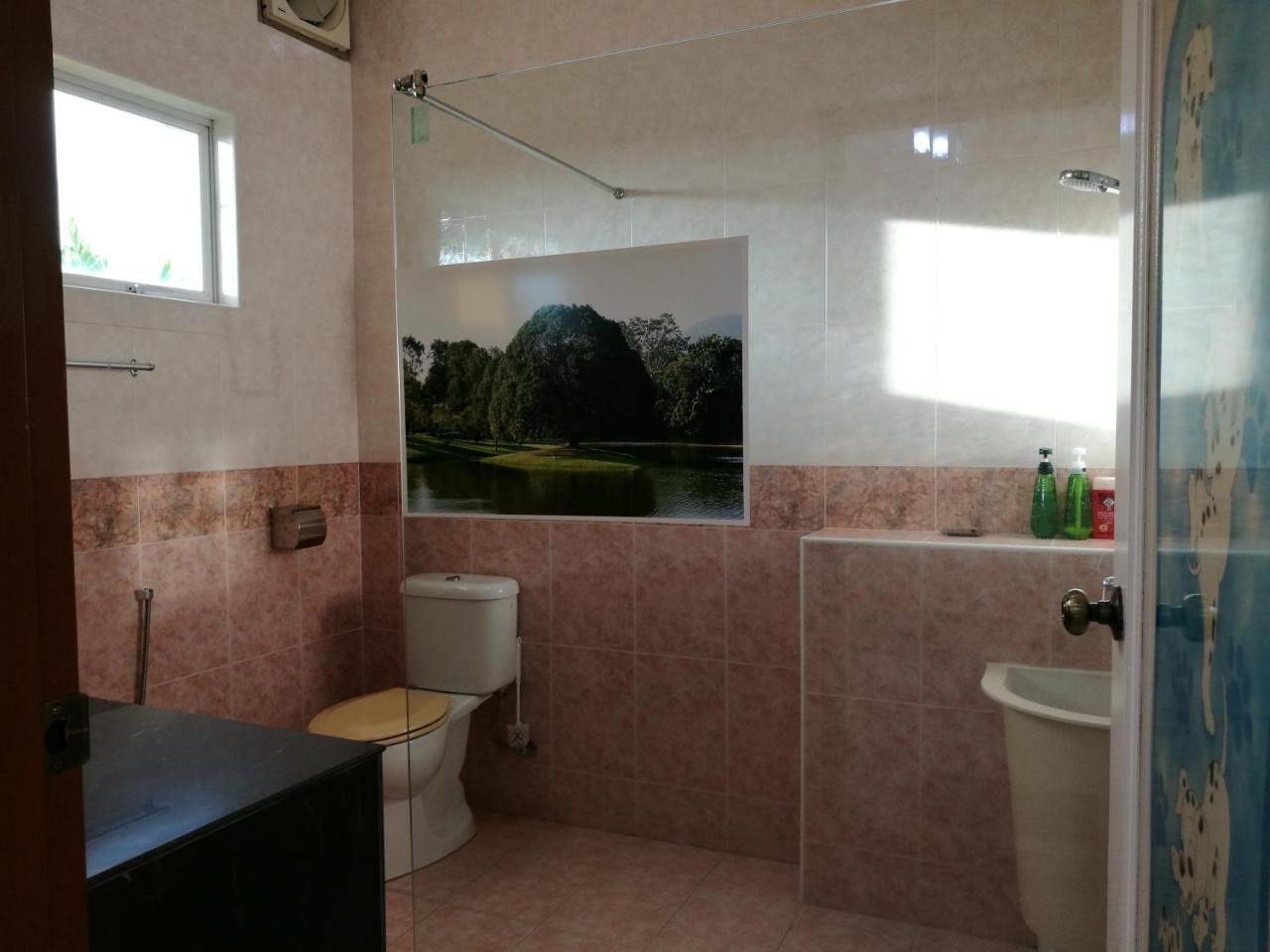 Guesthouse Dragon Place 太平 外观 照片