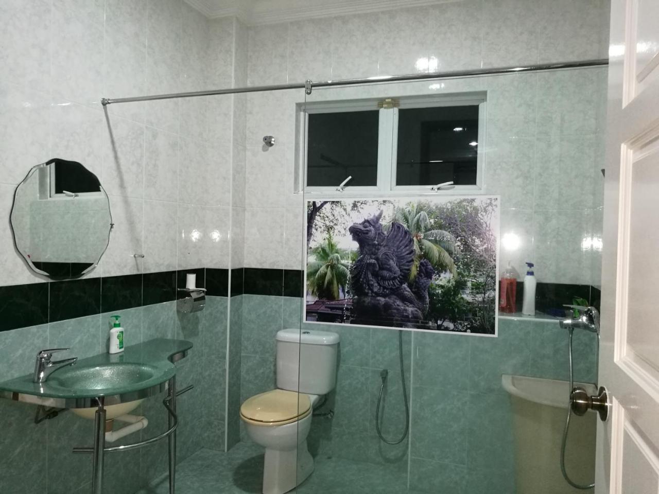 Guesthouse Dragon Place 太平 外观 照片